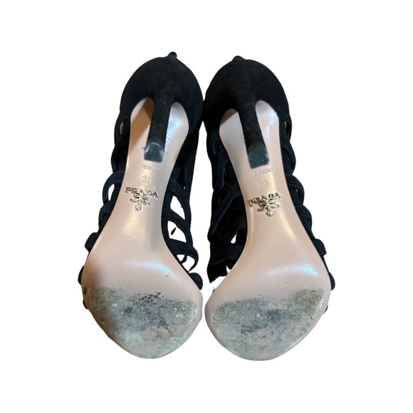 Prada - Picture 7 of 7